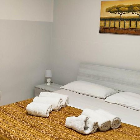 Sicily Guest House ปาแลร์โม ภายนอก รูปภาพ